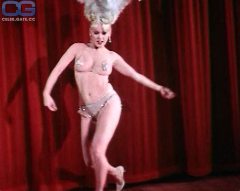 Mamie Van Doren Nude Pictures Onlyfans Leaks Playboy Photos Sex Scene Uncensored