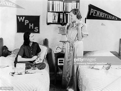 College Dorm Room Wall Stock Fotos Und Bilder Getty Images