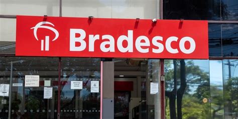 Aviso Sobre O Bradesco Clientes Possuem Isso Nas M Os Para Usar