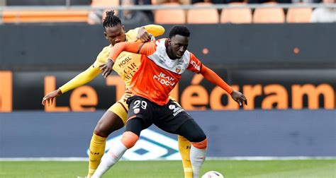 Ligue 1 J13 Match Fou Entre Lorient Et Metz Brest Devant Nantes N