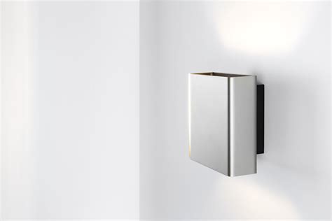 lighting fixture split  modular lighting instruments hotel management