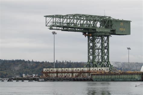 Bremerton Naval Shipyard S Hammerhead Crane Which Has A Lifting