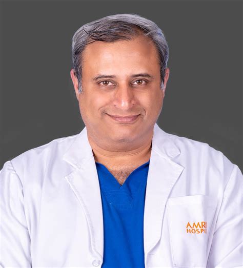 dr saleem naik senior consultant amrita hospital faridabad