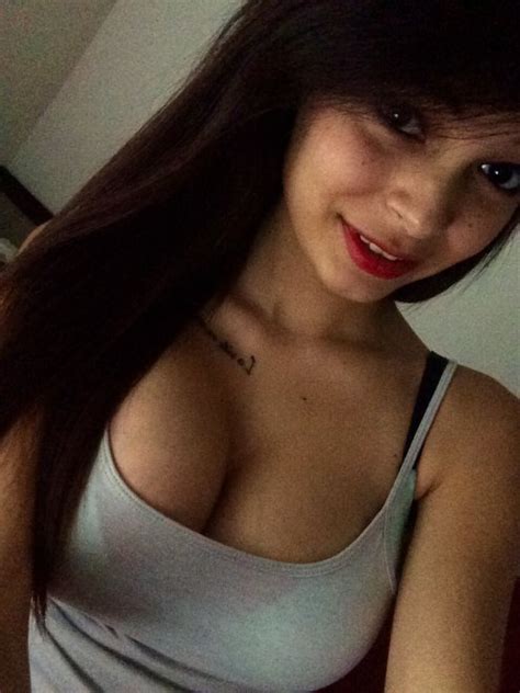 Casual With Lipstick Porn Pic