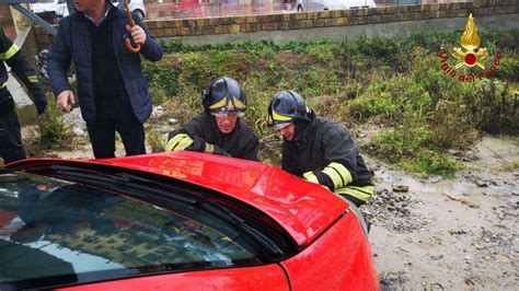 Crotone Incidente A Poggio Pudano Tre Feriti Wesud