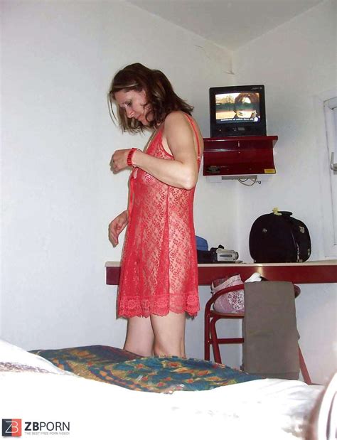 SUPER HOT INEXPERIENCED MATURE WIFEY II ZB Porn