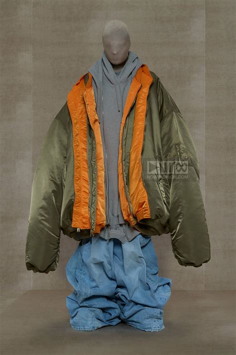 VETEMENTS Spring Summer 2024 Paris – DOOR11