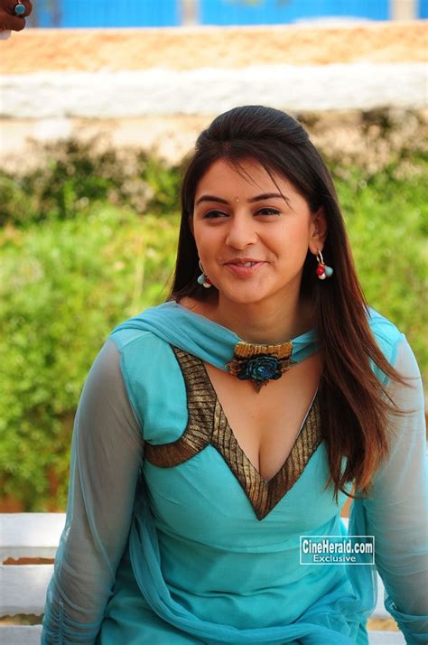 Wallpaper World Hansika Motwani Latest Hot Sexy Photos