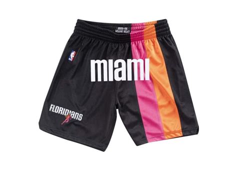 Miami Heat 2005-2006 M&N Alternate MIAMI Shorts - justdonshorts