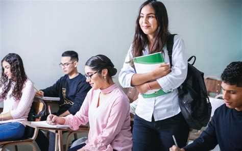 Estudar e trabalhar no Canadá venha saber tudo sobre esse intercâmbio