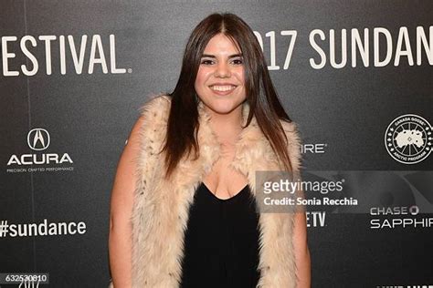 6 Hot Sexy Brooke Markham Bikini Pics