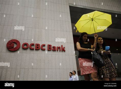 Ocbc Bank Building Hi Res Stock Photography And Images Alamy