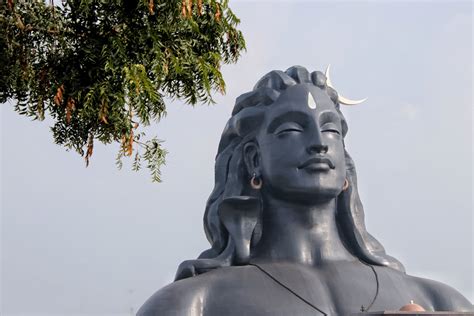 Agiyogi Shiva The First Yogi Shiva Statue Isha Yoga Guinness Book