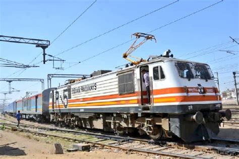 South Eastern Railways South Eastern Railway Running Of Durga Puja