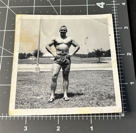 S Shirtless Muscle Man Beefcake Shorts Vintage Gay Int Snapshot Photo