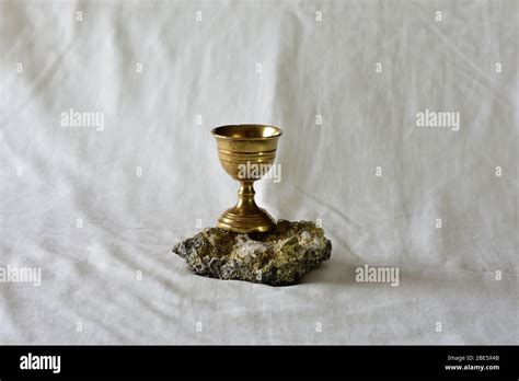 Communion Chalice Hi Res Stock Photography And Images Alamy