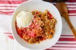 Easy Skillet Strawberry Rhubarb Crisp 365 Days Of Baking And More