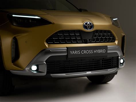 Toyota Makes The 2021 Yaris Cross More Adventurous Prior To Fall Sales Debut Autoevolution