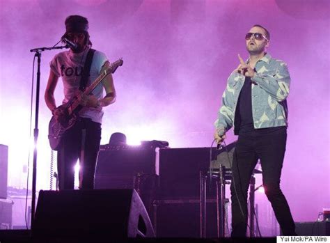 V Festival Review Kasabian And Sam Smith Lead Performers At Hylands Park Pics Huffpost Uk