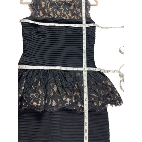 Tadashi Shoji Black Lace Pintuck Peplum Cocktail Dres Gem