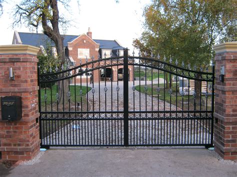 Steel Gates Electric Security Gates Hull East Yorkshire