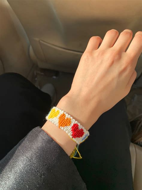 Alpha pattern #4032 | BraceletBook