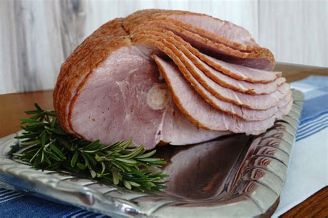 Spiral Sliced Half Ham 6 8 Lbs 1845 Meat Company