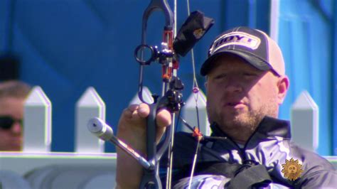 Watch Sunday Morning Matt Stutzman The Armless Archer Full Show On Cbs