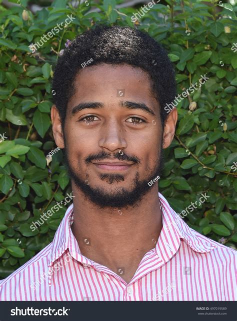 87 Imágenes De Alfred Enoch Imágenes Fotos Y Vectores De Stock