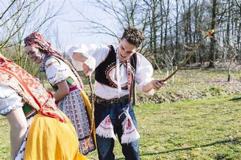 Śmigus i Dyngus czyli zapomniane słowiańskie bogactwo Wielkanocy