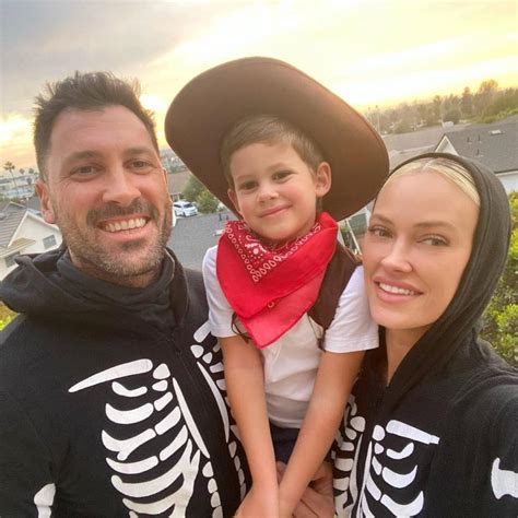 Maksim Chmerkovskiy And Peta Murgatroyds Sweetest Moments With Sons