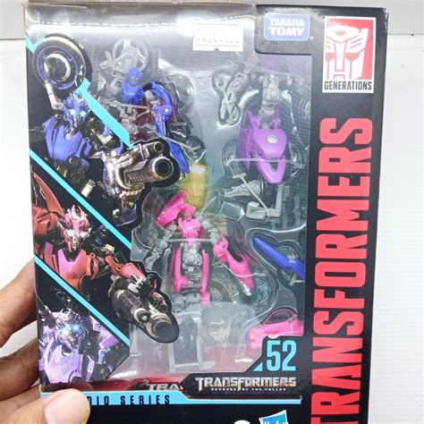 Jual Transformer Chromia Arcee Elita By Takara Tomy Mainan Robot