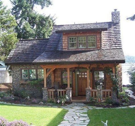 Чим облицювати фасад будинку: варіанти матеріалів з фото