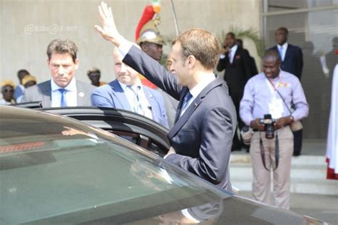 Sommet UE Afrique Arrivée du Président Français Emmanuel Macron