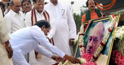 Kcr Roots For Bharat Ratna For Narasimha Rao