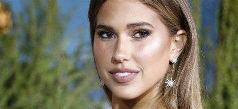 Kara Del Toro In Cowgirl Bikini Asked What Planet She S From DramaWired