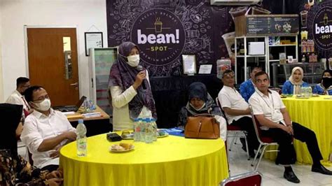 Alfamart Class Ciptakan Lulusan SMK Yang Siap Kerja Di Industri Ritel