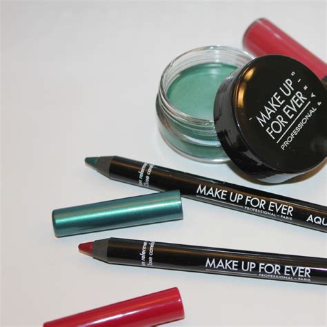 blushing basics: Make Up For Ever Aqua Eyes