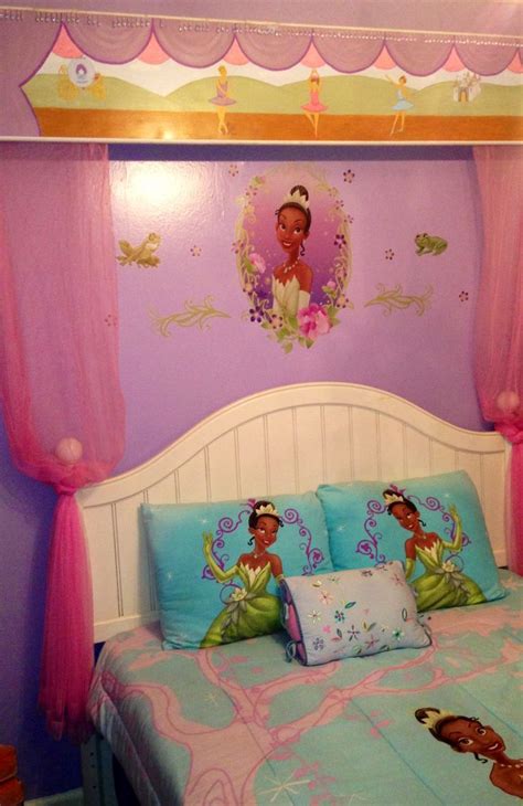 Disney's Princess Tiana Themed Bedroom! | Disney princess bedroom decor ...