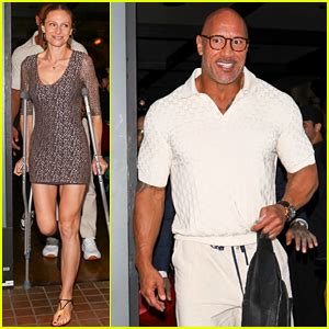 Dwayne Johnsons Wife Lauren Hashian Seen On Crutches Leaving Dinner