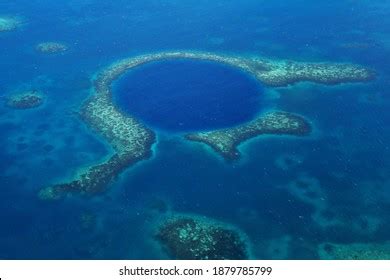 96 Belize Great Blue Hole Images, Stock Photos & Vectors | Shutterstock