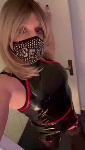 Salope Francaise Strip Tease French Shemale Jenyfer Trans Ladyboy Ladyboy Porn XHamster