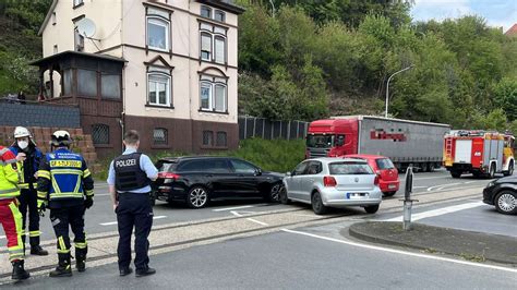 Ein Verletzter Und Lange Staus Nach Unfall Auf Der B In Werdohl