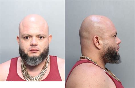 Betancourt Cesar Augusto Miami Dade County Mugshots Zone