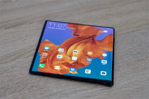 Huawei Mate X Specs Revealed For Huawei S Foldable Flagship