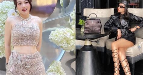 Những hot mom sinh con vẫn đẹp vạn người mê