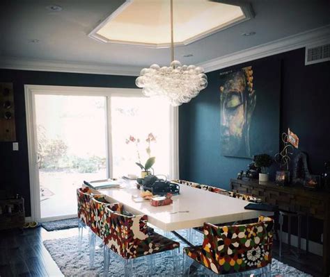 Nữ ca sĩ Sao mai điểm hẹn từng lộ ảnh nude khoe biệt thự nhà vườn triệu đô ở Mỹ