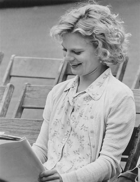 Martha Plimpton