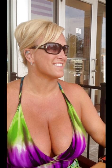 TITTY FUCK MILF Porn Pictures XXX Photos Sex Images PICTOA