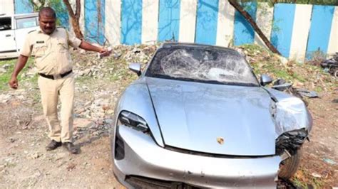 Pune Car Crash ‘owner Of A Porsche Claims To Use Basic Nokia Phone